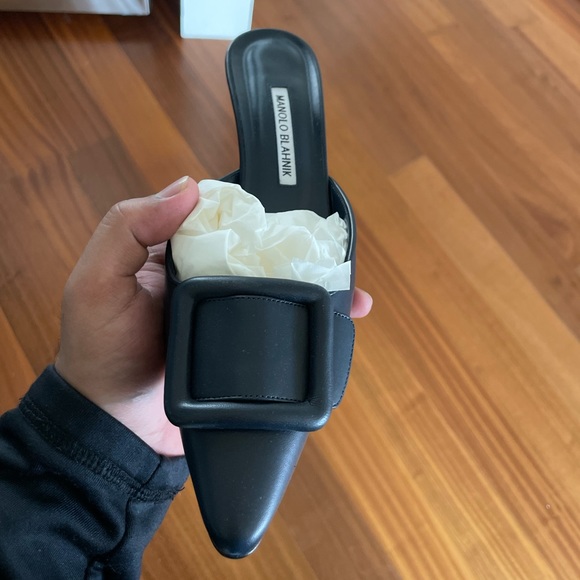 Manolo Blahnik Kitten heels - Picture 5 of 6